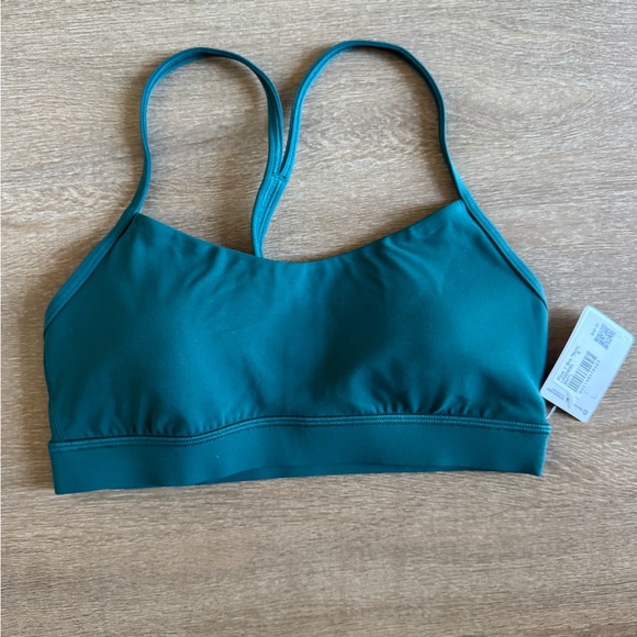 NWT Lululemon Flow Y Nulu Bra *Light Support, A-C Cups— Storm Teal - Picture 1 of 2